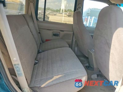 Zdjęcie 11 z 13 samochodu: 1993 FORD EXPLORER VIN:1FMDU32X1PUC22935 - miniatura