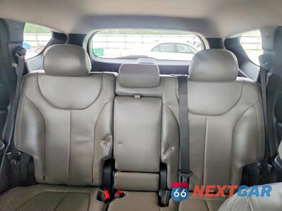 Zdjęcie 10 z 14 samochodu: 2019 HYUNDAI SANTA FE SE VIN:5NMS23AD4KH032328 - miniatura