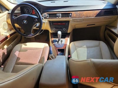 Zdjęcie 8 z 12 samochodu: 2011 BMW 328 XI VIN:WBAPK7C50BA821151 - miniatura