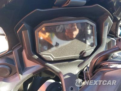 Zdjęcie 7 z 8 samochodu: 2024 KAWASAKI EX650 R VIN:ML5EXER13RDAC9100 - miniatura