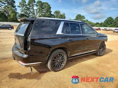 Trzecie zdjęcie samochodu z tyłu: 2022 CADILLAC ESCALADE PREMIUM LUXURY VIN:1GYS4CKL6NR208306 - miniatura