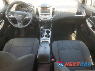 Zdjęcie 8 z 12 samochodu: 2018 CHEVROLET CRUZE LS VIN:1G1BC5SM6J7239079 - miniatura