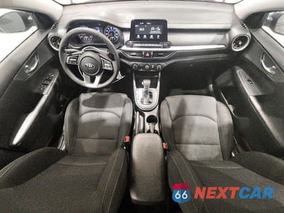 Zdjęcie 8 z 12 samochodu: 2021 KIA FORTE LXS VIN:3KPF24AD6ME406570 - miniatura