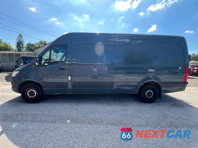 Zdjęcie 14 z 14 samochodu: 2019 MERCEDES-BENZ SPRINTER 2500/3500 VIN:WD4PF1CD2KP132372 - miniatura