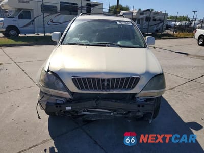 Piąte zdjęcie samochodu w środku: 2000 LEXUS RX 300 VIN:JT6GF10U1Y0067327 - miniatura