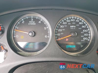 Zdjęcie 9 z 13 samochodu: 2008 GMC YUKON XL DENALI VIN:1GKFK66888J244039 - miniatura