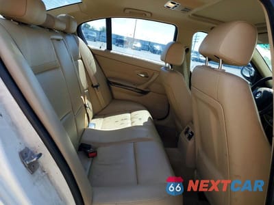 Zdjęcie 10 z 12 samochodu: 2010 BMW 328 XI SULEV VIN:WBAPK5C57AA648277 - miniatura