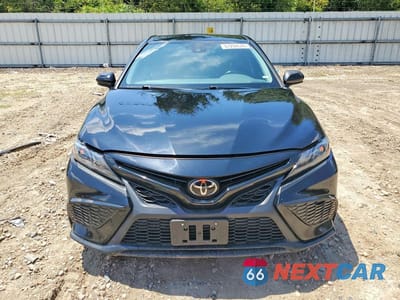 Piąte zdjęcie samochodu w środku: 2021 TOYOTA CAMRY SE VIN:4T1G11AK3MU551292 - miniatura