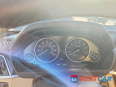Zdjęcie 9 z 12 samochodu: 2016 BMW 328 I SULEV VIN:WBA8E9G58GNU30122 - miniatura