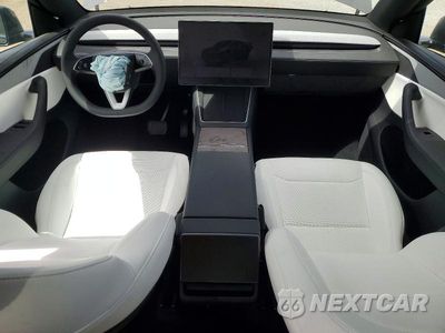 Zdjęcie 8 z 12 samochodu: 2026 TESLA MODEL Y VIN:7SAYGDEDXTF651937 - miniatura