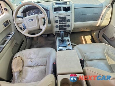 Zdjęcie 8 z 12 samochodu: 2008 FORD ESCAPE XLT VIN:1FMCU03178KA34535 - miniatura