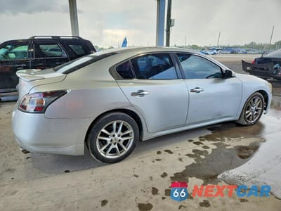 Trzecie zdjęcie samochodu z tyłu: 2014 NISSAN MAXIMA 3.5 S VIN:1N4AA5APXEC492221 - miniatura