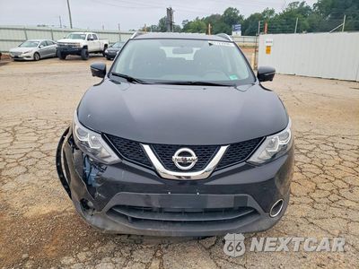 Piąte zdjęcie samochodu w środku: 2018 NISSAN ROGUE SPORT SV VIN:JN1BJ1CR0JW600671 - miniatura