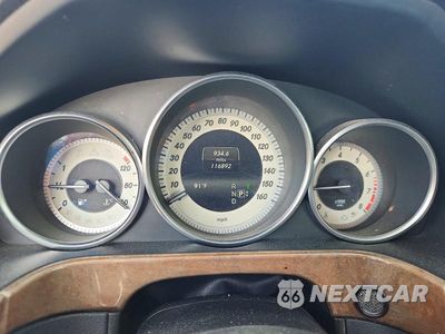 Zdjęcie 9 z 12 samochodu: 2014 MERCEDES-BENZ E 350 VIN:WDDHF5KB9EA845935 - miniatura