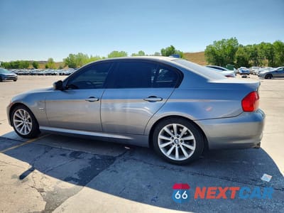 Drugie zdjęcie samochodu z przodu: 2011 BMW 328 XI VIN:WBAPK7C50BA821151 - miniatura