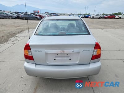 Zdjęcie 6 z 12 samochodu: 2002 HYUNDAI ACCENT GL VIN:KMHCG45C92U336739 - miniatura
