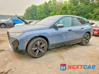 2024 BMW IX XDRIVE50 WB523CF02RCP02238 - główne zdjęcie licytacji z USA - miniatura