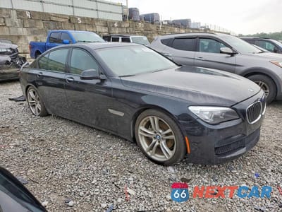 Czwarte zdjęcie samochodu z boku: 2015 BMW 740 I VIN:WBAYA6C50FGK16292 - miniatura