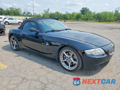 Czwarte zdjęcie samochodu z boku: 2008 BMW Z4 3.0SI VIN:4USBU53508LW93562 - miniatura