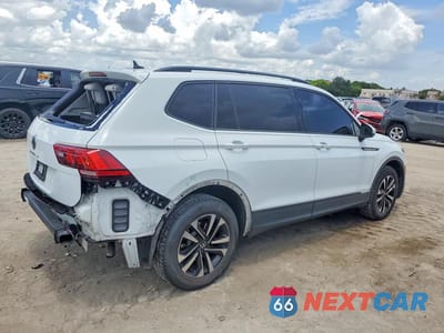 Trzecie zdjęcie samochodu z tyłu: 2022 VOLKSWAGEN TIGUAN S VIN:3VV1B7AX8NM130780 - miniatura