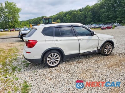 Trzecie zdjęcie samochodu z tyłu: 2017 BMW X3 XDRIVE28I VIN:5UXWX9C36H0W71747 - miniatura