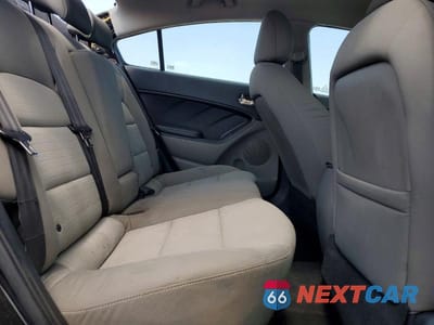 Zdjęcie 10 z 12 samochodu: 2014 KIA FORTE EX VIN:KNAFX4A85E5055312 - miniatura