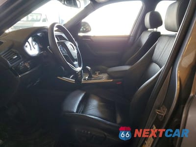 Zdjęcie 7 z 13 samochodu: 2016 BMW X3 SDRIVE28I VIN:5UXWZ7C59G0R32030 - miniatura