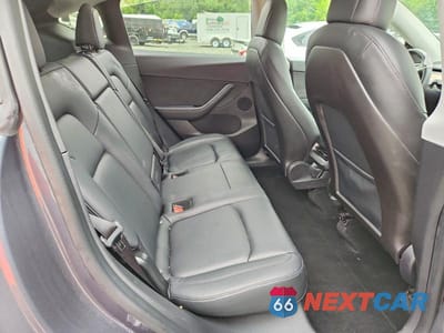 Zdjęcie 11 z 13 samochodu: 2020 TESLA MODEL Y VIN:5YJYGDEE8LF031593 - miniatura