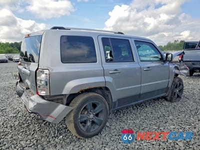 Trzecie zdjęcie samochodu z tyłu: 2016 JEEP PATRIOT LATITUDE VIN:1C4NJRFBXGD522587 - miniatura