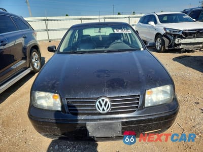 Piąte zdjęcie samochodu w środku: 2002 VOLKSWAGEN JETTA GLS VIN:3VWSB69M22M121122 - miniatura