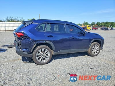 Trzecie zdjęcie samochodu z tyłu: 2025 TOYOTA RAV4 XLE PREMIUM VIN:2T3A1RFV1SW529996 - miniatura