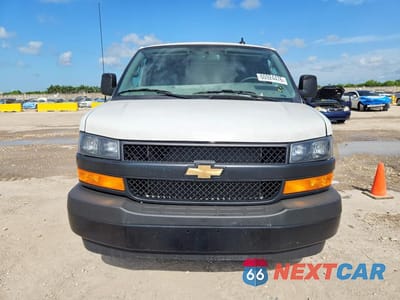 Piąte zdjęcie samochodu w środku: 2025 CHEVROLET EXPRESS G2500 VIN:1GCWGBFP1S1269899 - miniatura