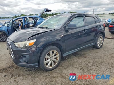 2013 MITSUBISHI OUTLANDER SPORT ES 4A4AR3AU2DE008745 - główne zdjęcie licytacji z USA - miniatura