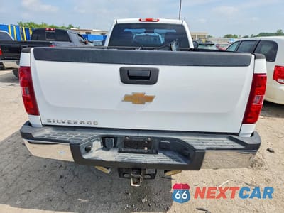 Zdjęcie 6 z 12 samochodu: 2011 CHEVROLET SILVERADO K2500 HEAVY DUTY VIN:1GC0KVCG5BF229578 - miniatura