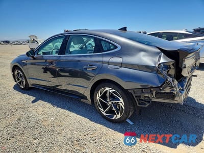 Drugie zdjęcie samochodu z przodu: 2025 HYUNDAI SONATA SEL VIN:KMHL14JA0SA473155 - miniatura