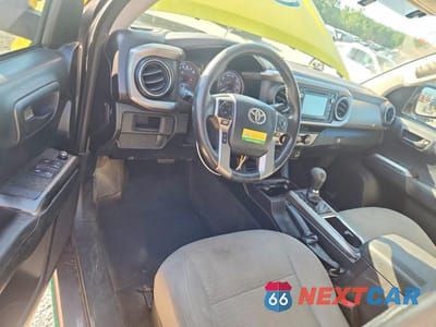 Zdjęcie 8 z 12 samochodu: 2016 TOYOTA TACOMA SR5 VIN:5TFSX5EN7GX040857 - miniatura