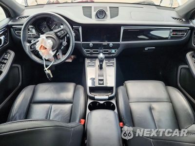 Zdjęcie 8 z 13 samochodu: 2024 PORSCHE MACAN BASE VIN:WP1AA2A50RLB04473 - miniatura