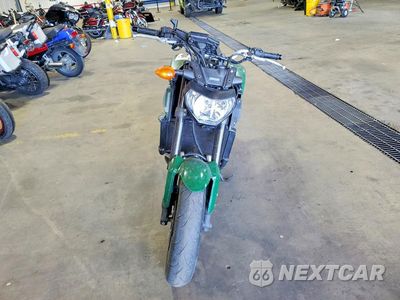 Drugie zdjęcie samochodu z przodu: 2016 YAMAHA FZ09 VIN:JYARN33E8GA009630 - miniatura