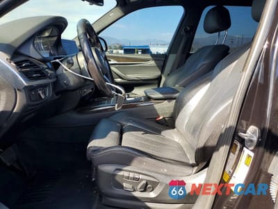 Zdjęcie 7 z 13 samochodu: 2017 BMW X5 SDRIVE35I VIN:5UXKR2C36H0W43964 - miniatura