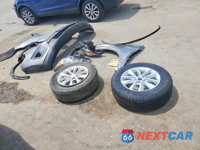 Zdjęcie 13 z 14 samochodu: 2017 KIA SORENTO L VIN:5XYPG4A33HG193583 - miniatura