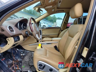 Zdjęcie 7 z 14 samochodu: 2010 MERCEDES-BENZ GL 350 BLUETEC VIN:4JGBF2FEXAA615474 - miniatura