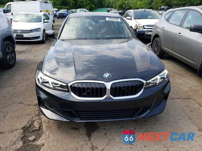 Piąte zdjęcie samochodu w środku: 2023 BMW 330XI VIN:3MW89FF08P8D45454 - miniatura