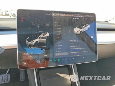 Zdjęcie 9 z 13 samochodu: 2020 TESLA MODEL 3 VIN:5YJ3E1EAXLF599095 - miniatura