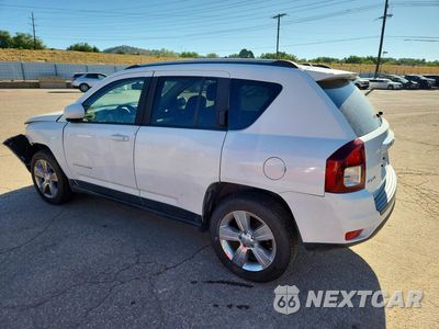 Drugie zdjęcie samochodu z przodu: 2016 JEEP COMPASS LATITUDE VIN:1C4NJDEB0GD542237 - miniatura