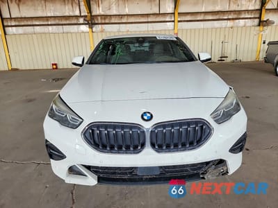 Piąte zdjęcie samochodu w środku: 2020 BMW 228XI VIN:WBA73AK09L7G08197 - miniatura