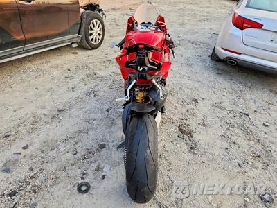 Czwarte zdjęcie samochodu z boku: 2024 DUCATI PANIGALE V4S VIN:ZDMDAGWW7RB009349 - miniatura