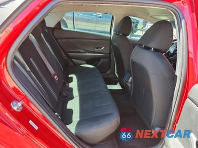 Zdjęcie 10 z 12 samochodu: 2022 HYUNDAI ELANTRA BLUE VIN:KMHLM4AJ5NU015072 - miniatura