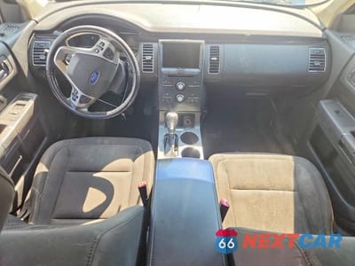 Zdjęcie 8 z 12 samochodu: 2016 FORD FLEX SEL VIN:2FMHK6C83GBA11967 - miniatura