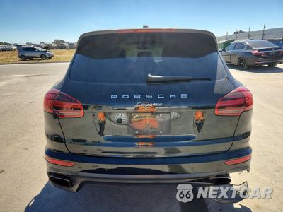 Zdjęcie 6 z 12 samochodu: 2017 PORSCHE CAYENNE VIN:WP1AA2A26HKA91416 - miniatura