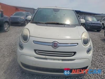 Piąte zdjęcie samochodu w środku: 2015 FIAT 500L EASY VIN:ZFBCFABH2FZ036283 - miniatura